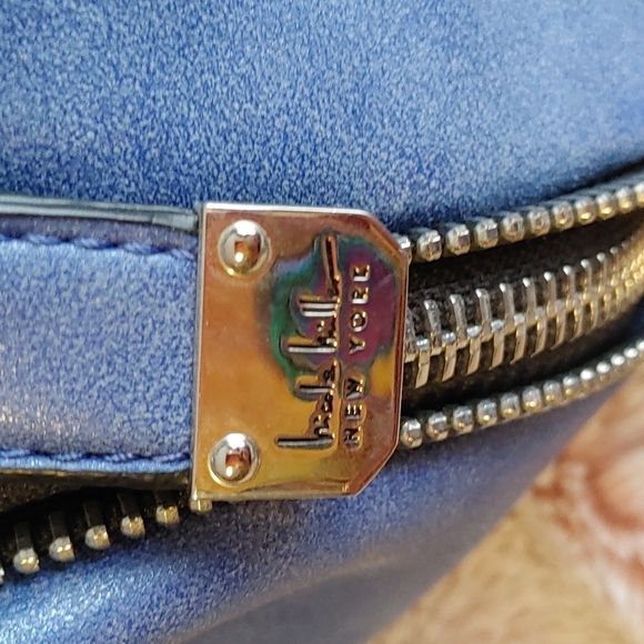 💚Nicole Miller Blue zipper satchel with crossbody strap - Picture 5 of 16